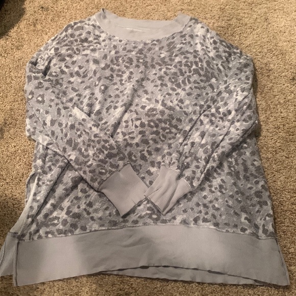 Aerie cheetah pullover - Picture 1 of 2